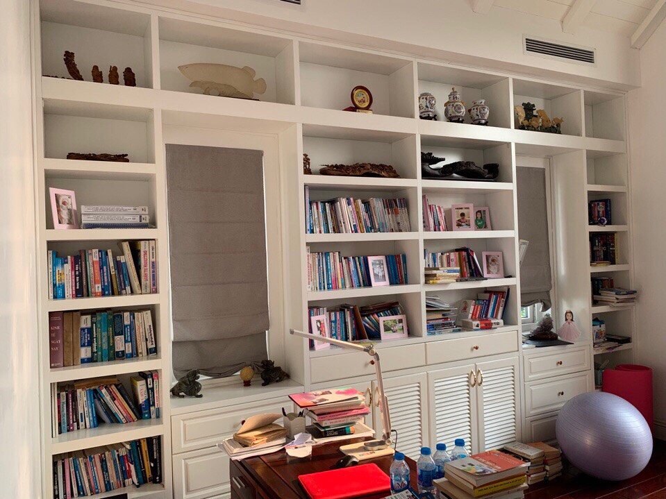 Refined 4bedroom villas for rent in Hoa Lan Vinhomes Riverside,Long Bien district 1