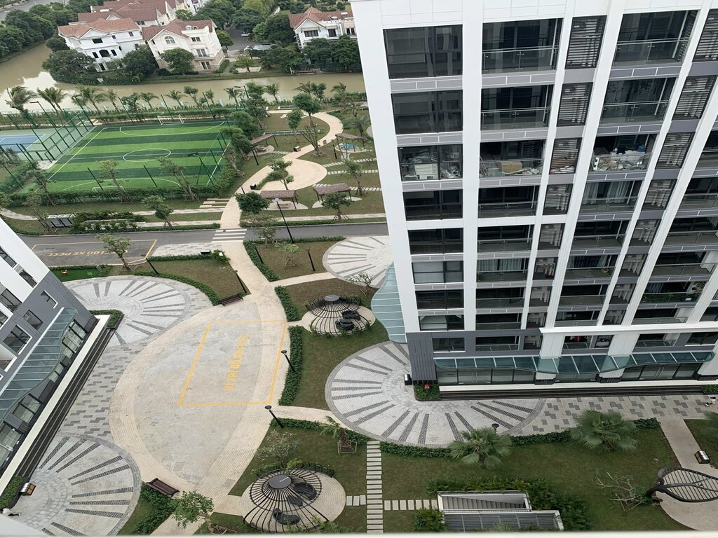 S2 high-rise finished apartment for sale at Vinhomes Symphony 6
