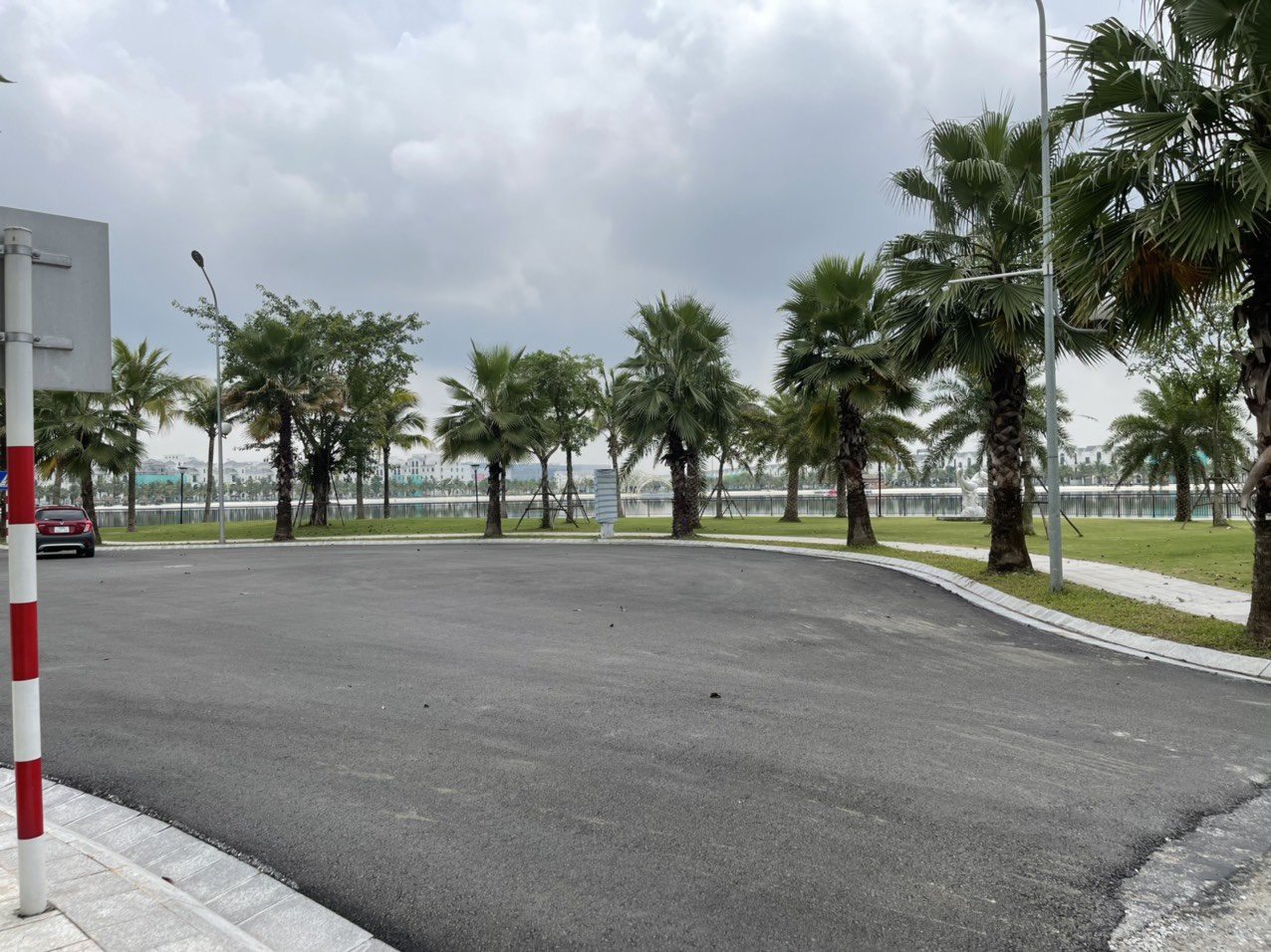 Seaside Ngoc Trai Villas for sale in Vinhomes Ocean Park, Gia Lam 2