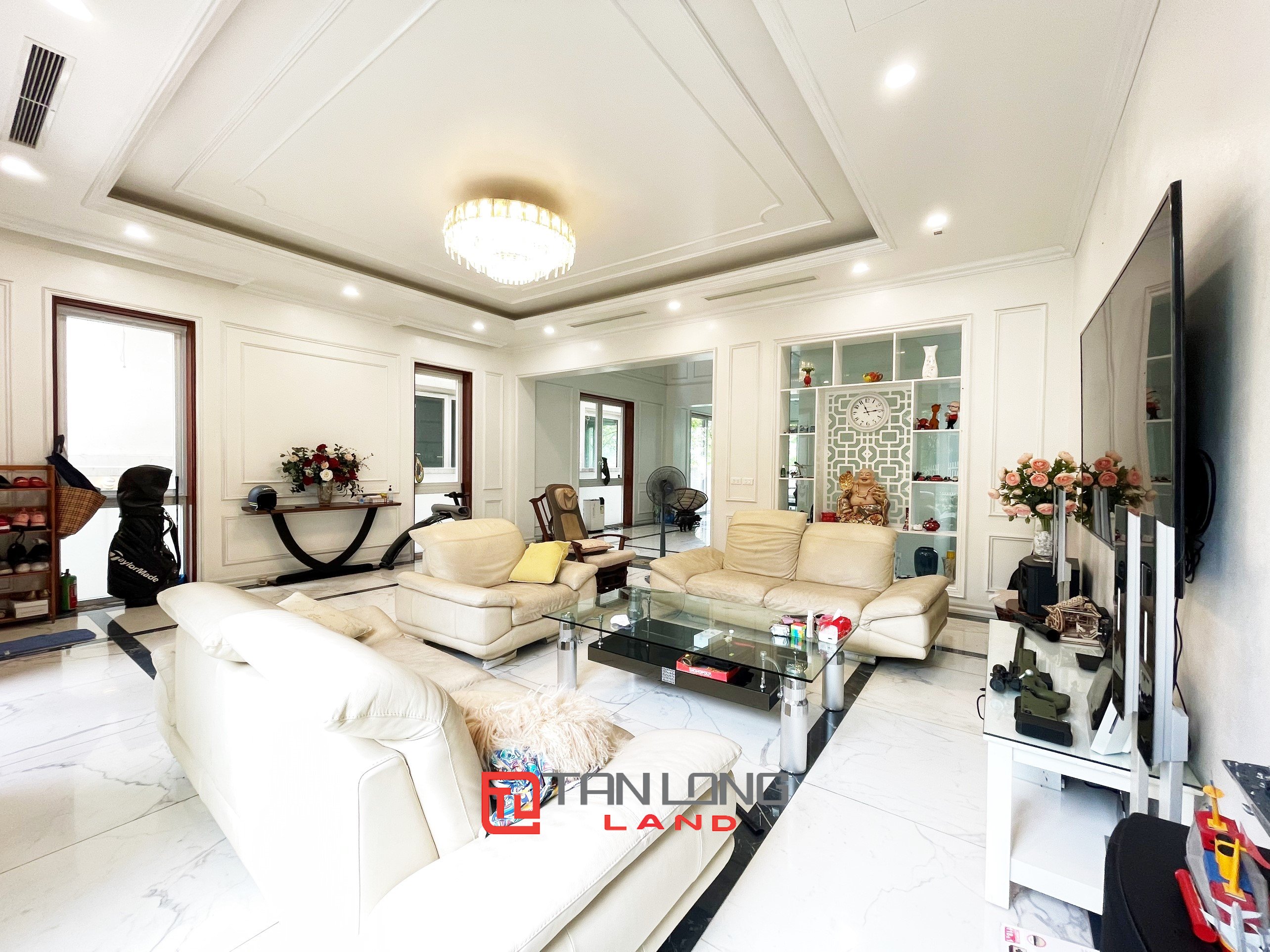 Single Villa for rent 300sqm Near BIS International School at Vinhomes Riverside Long Bien 1