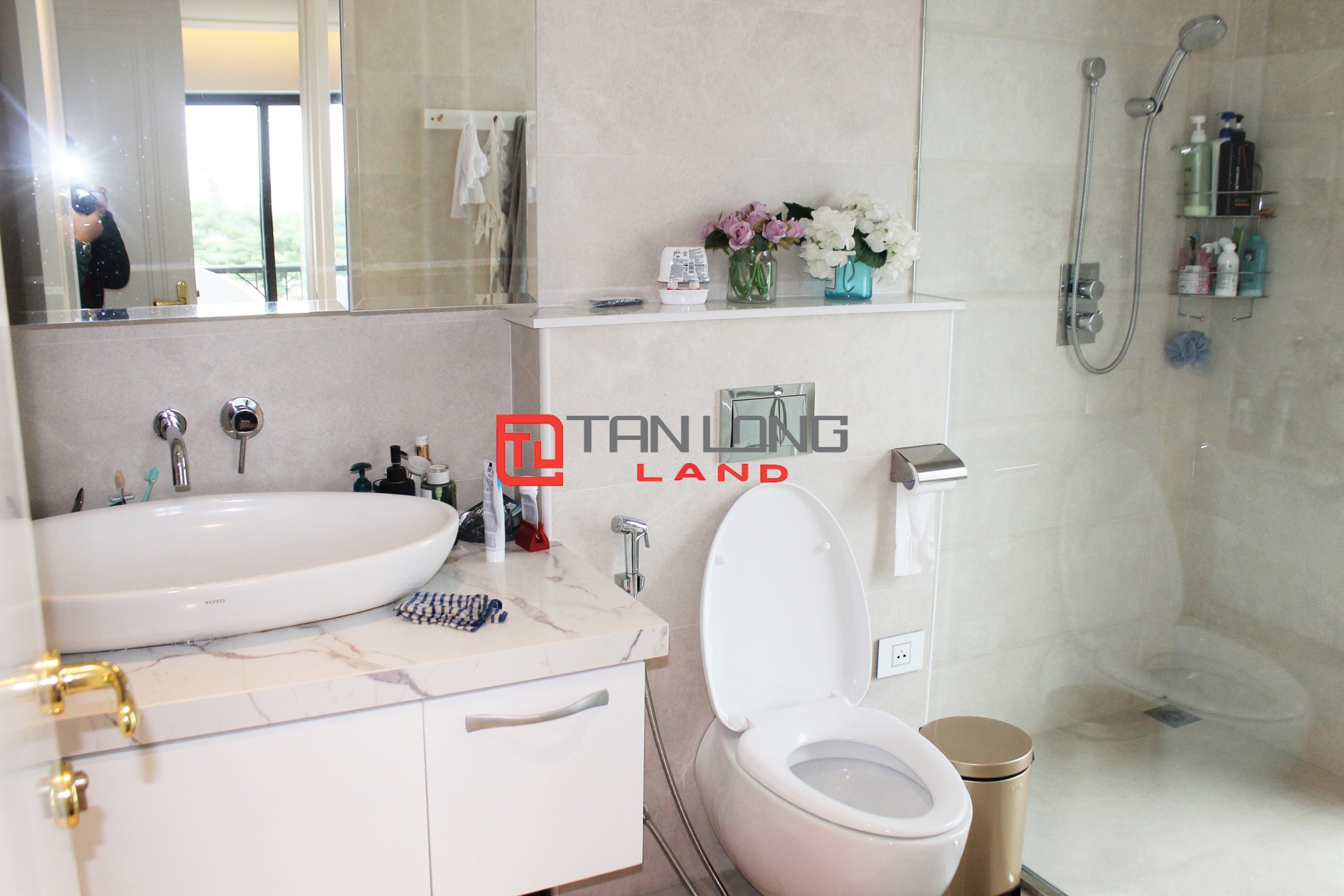 Single Villa for rent 420sqm near BIS International School at Vinhomes Riverside Long Bien 18