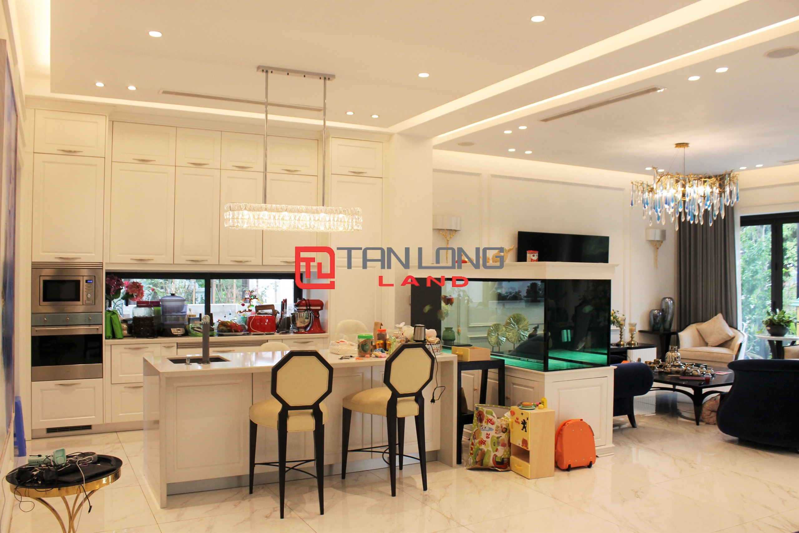 Single Villa for rent 420sqm near BIS International School at Vinhomes Riverside Long Bien 5