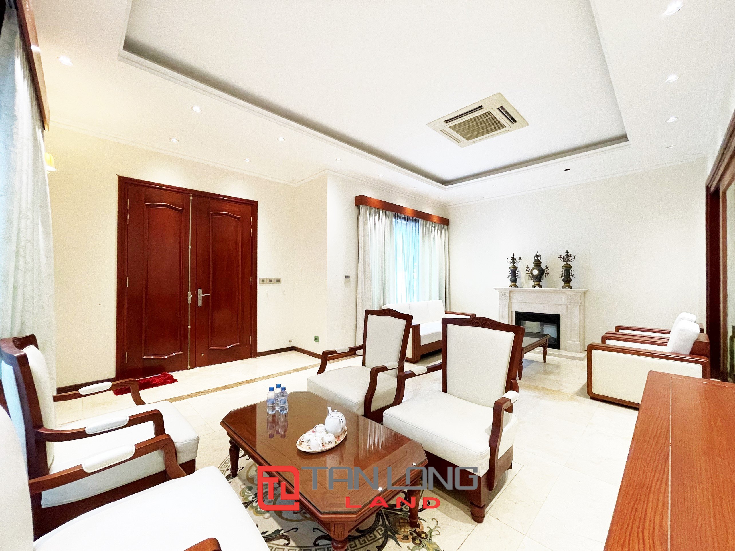 Single Villa for rent with River view Near BIS International School at Vinhomes Riverside 2