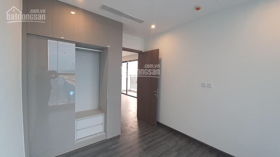 Spacious apartment for sale in R210 Vinhomes Ocean Park, 02 bedrooms 2