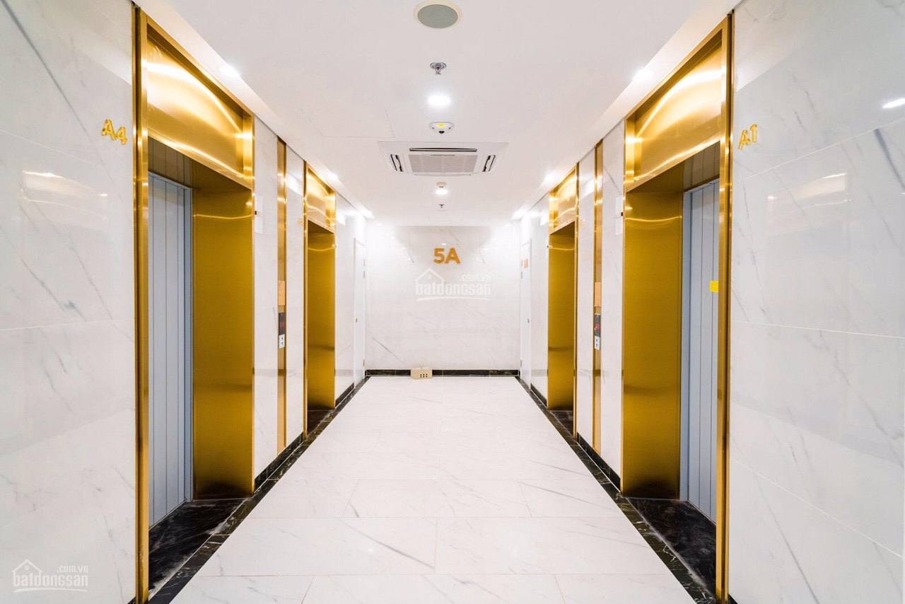 Spacious apartment for sale in R210 Vinhomes Ocean Park, 02 bedrooms 4