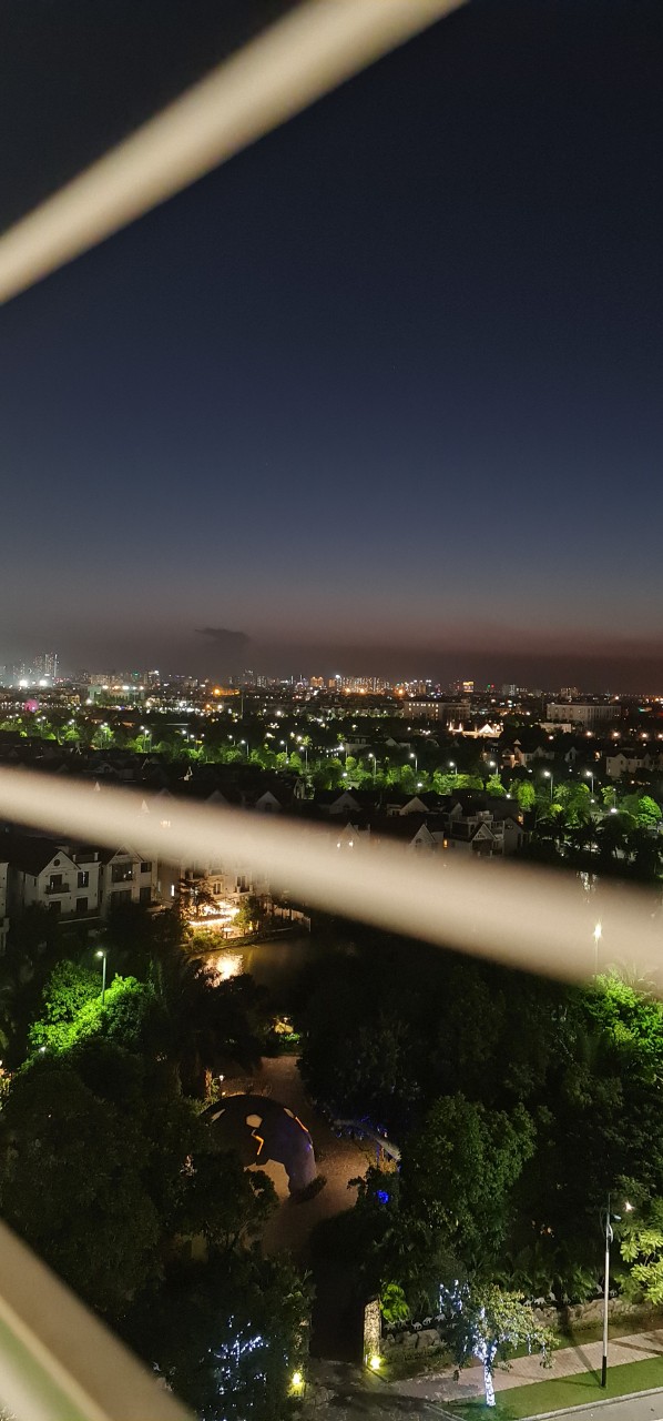 Studio apartment for rent, fully furnished, high floor, building S1 at Vinhomes Symphony 7