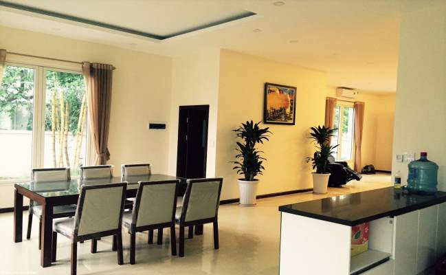 Stunning 4 bedroom villa with river view for rent in Vinhomes Riverside, Long Bien, Hanoi 4