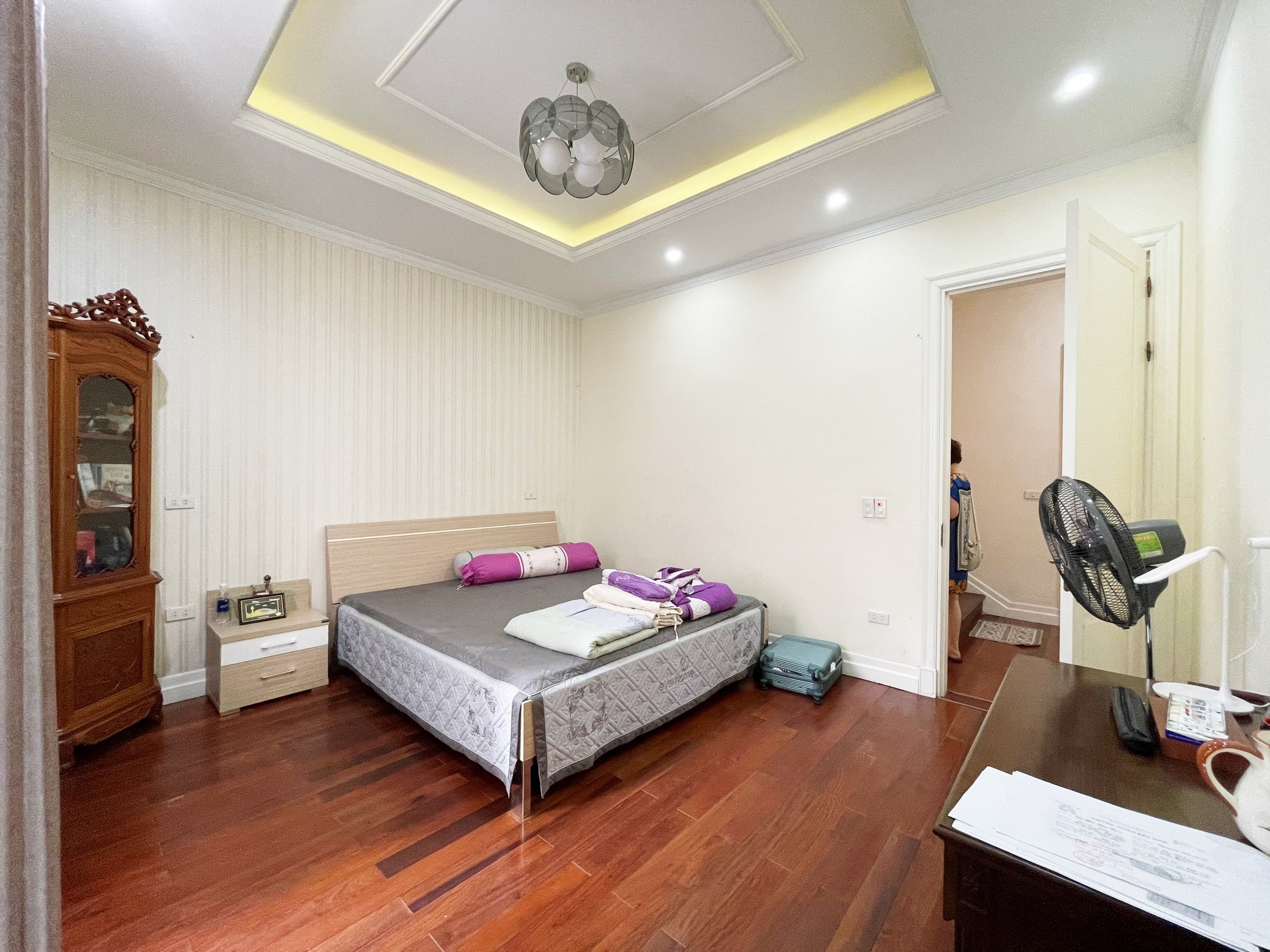 The luxury Duplex full furniture Villa in Anh Dao of Vinhomes Riverside for rent only 1730$/month 10