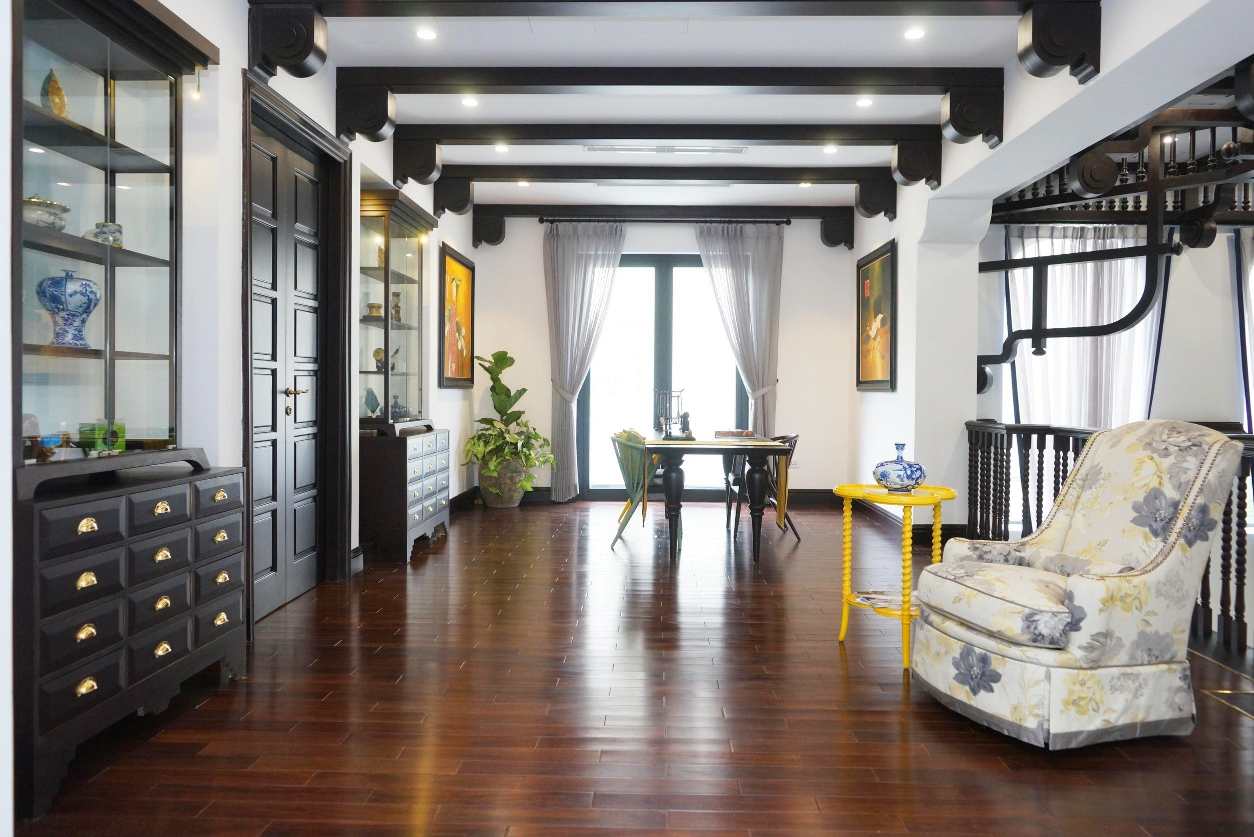 The luxury MGallery 5stars villa for rent in Vinhome Riverside only $5500/ month 17