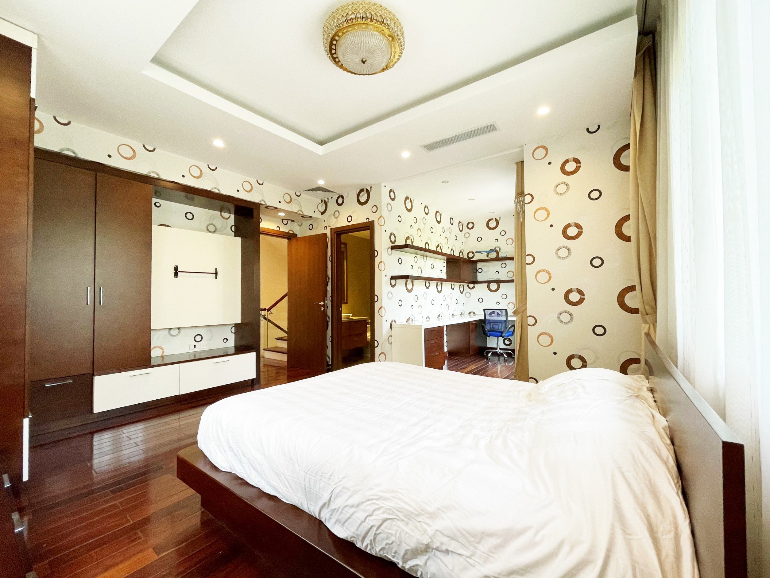 The luxury villa in Bang Lang 283 m2, 5 beds with gym and recreation room, full high quality imported furniture for rent only 2840 usd/ month 9