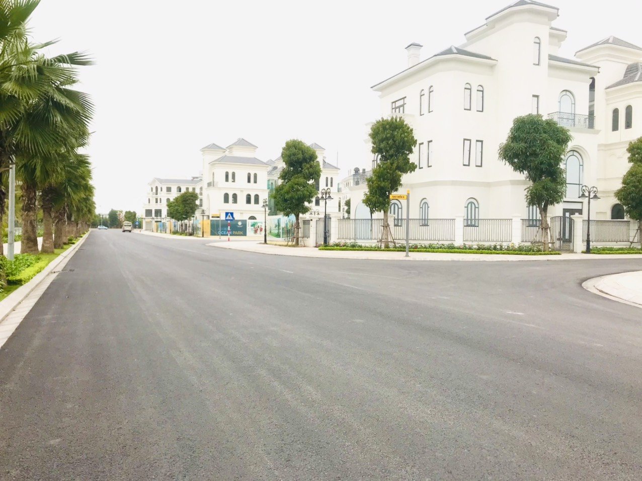 The Most Beautiful Villa for sale in Sao Bien Subdivision, Vinhomes Ocean Park 3