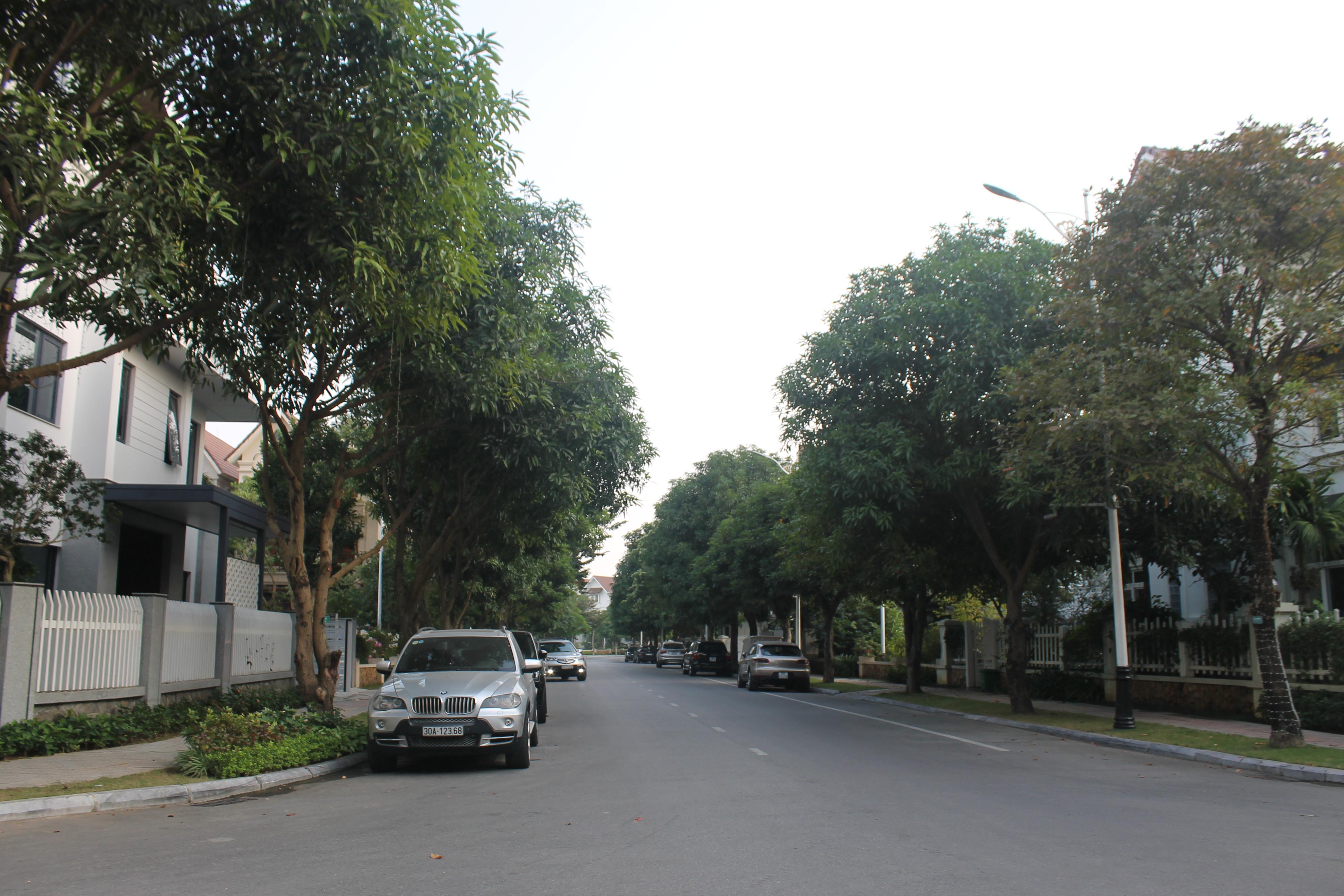 The Vinhomes Riverside Hoa Lan villas for rent in Long Bien district 18