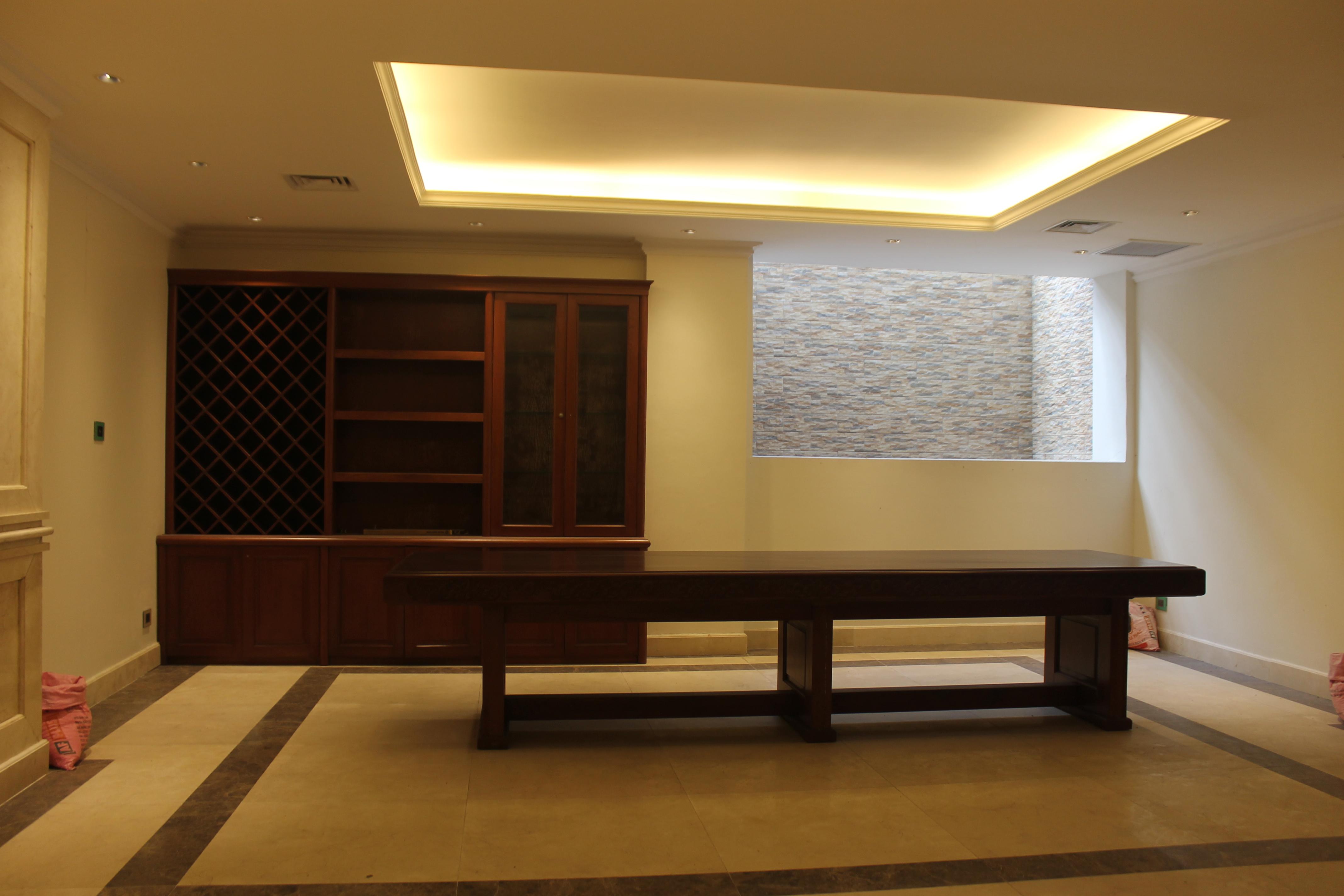 The Vinhomes Riverside Hoa Lan villas for rent in Long Bien district 5
