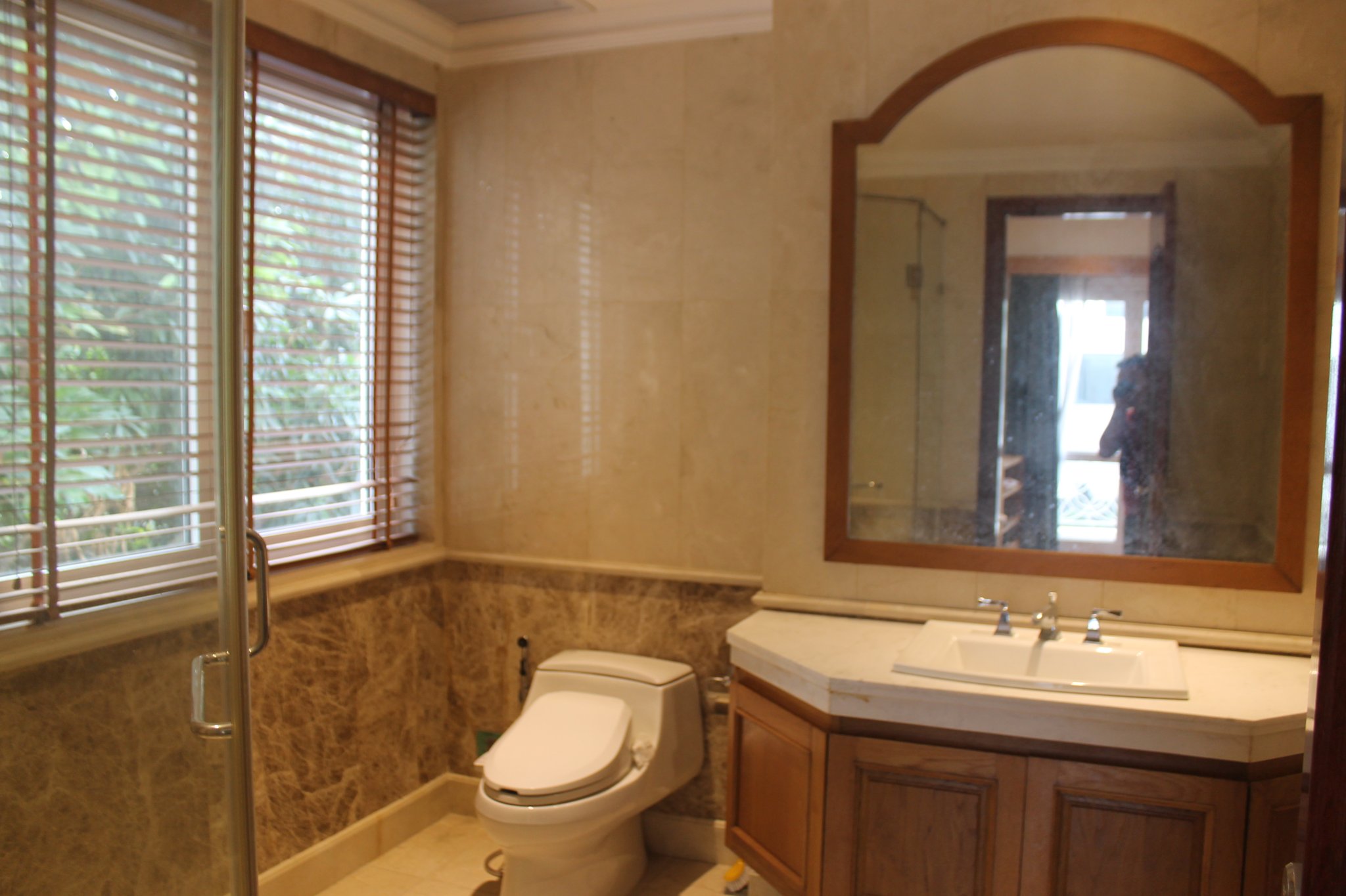 The Vinhomes Riverside Hoa Lan villas for rent in Long Bien district 6