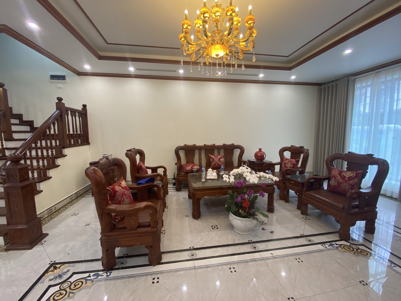 View villa in Vinhomes The Harmony for rent 192 sqm, full furniture 1