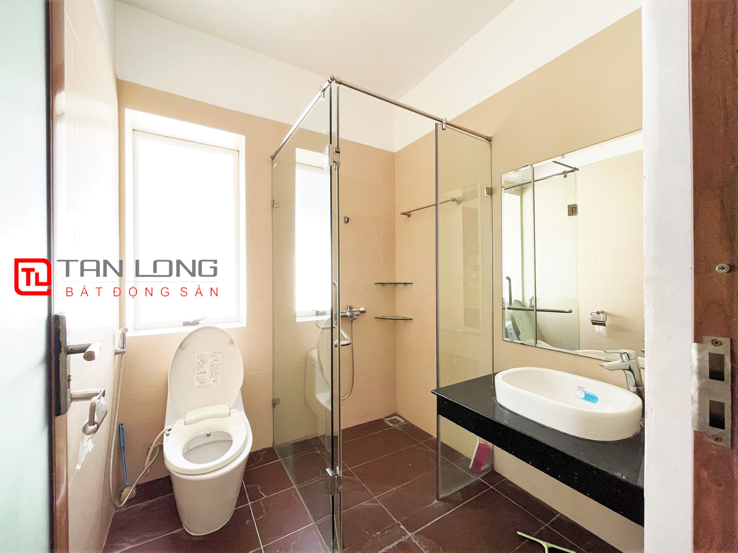 Villa for rent Hoa Sua near BIS International School at Vinhomes Riverside Long Bien 13