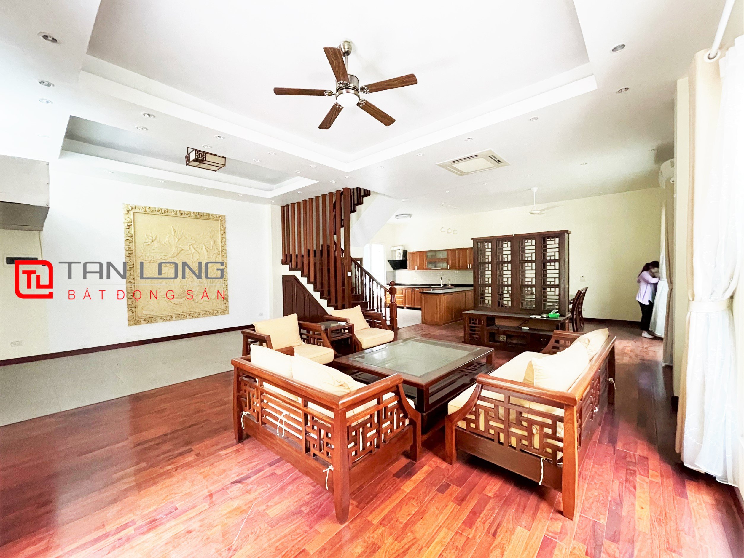 Villa for rent Hoa Sua near BIS International School at Vinhomes Riverside Long Bien 4