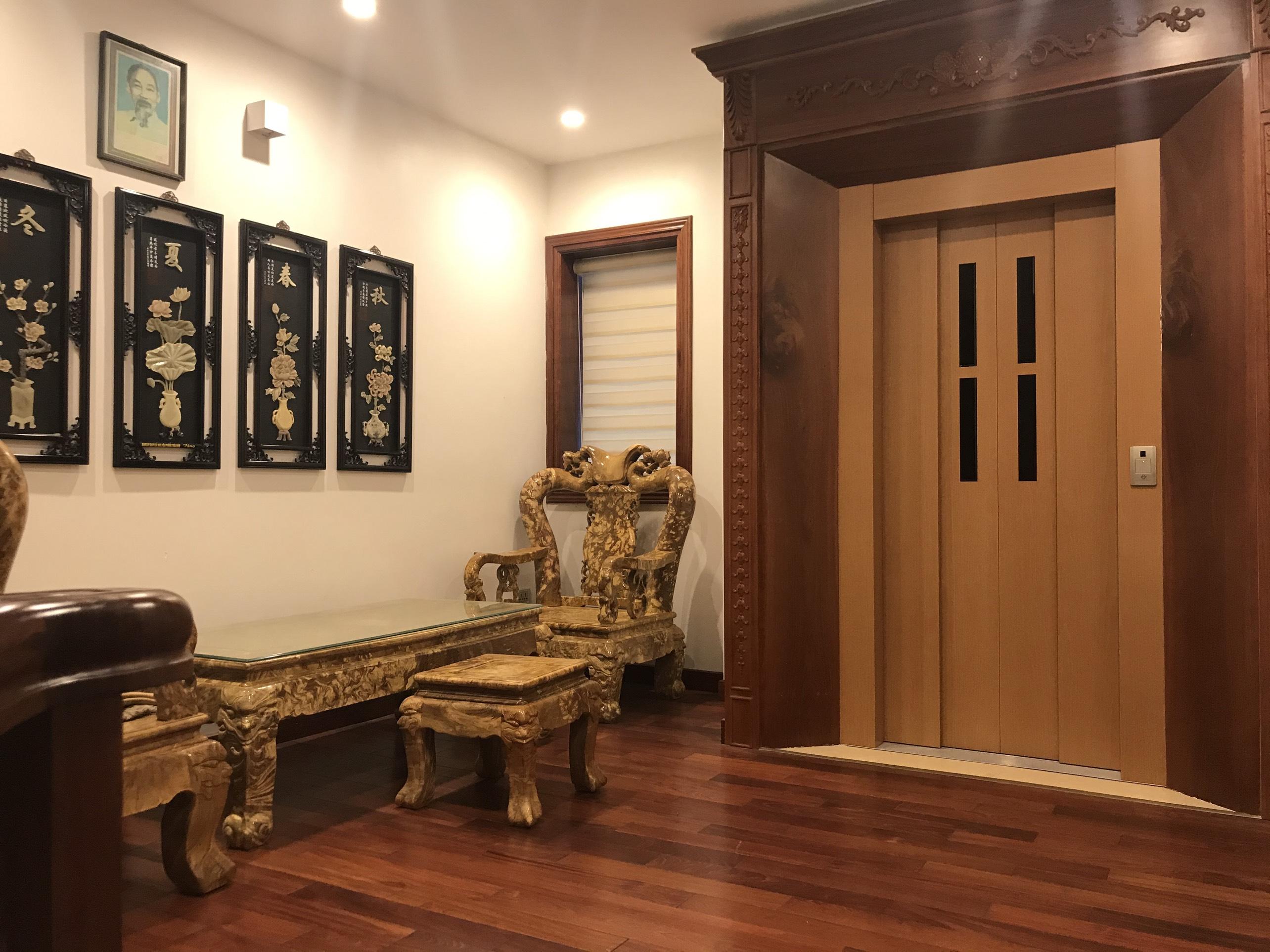 Villa for rent with high class furnished in Anh Dao 10 - Vinhomes Riverside 4