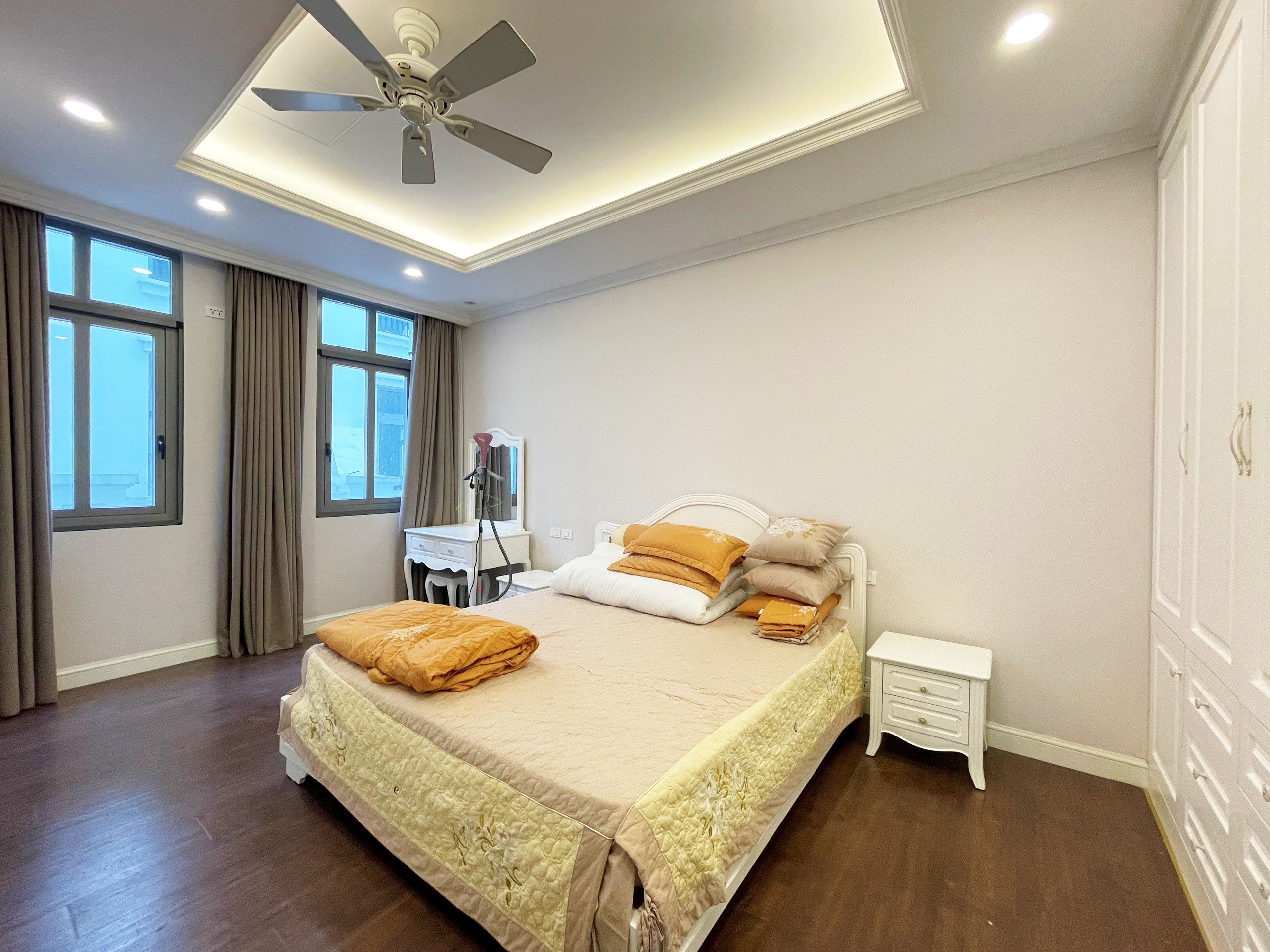 Villa in Tuylip Vinhomes The Harmony full furniture 120 sqm, 4 bed rooms, nearby the lake 7