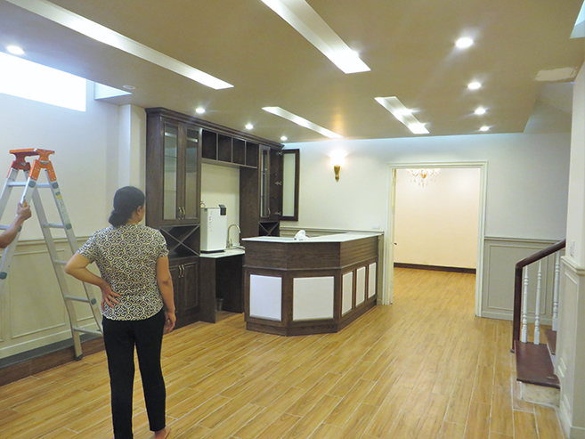 Vinhomes Riverside: renting 250m2 villa in Hoa Lan road, modern design, full furniture 15