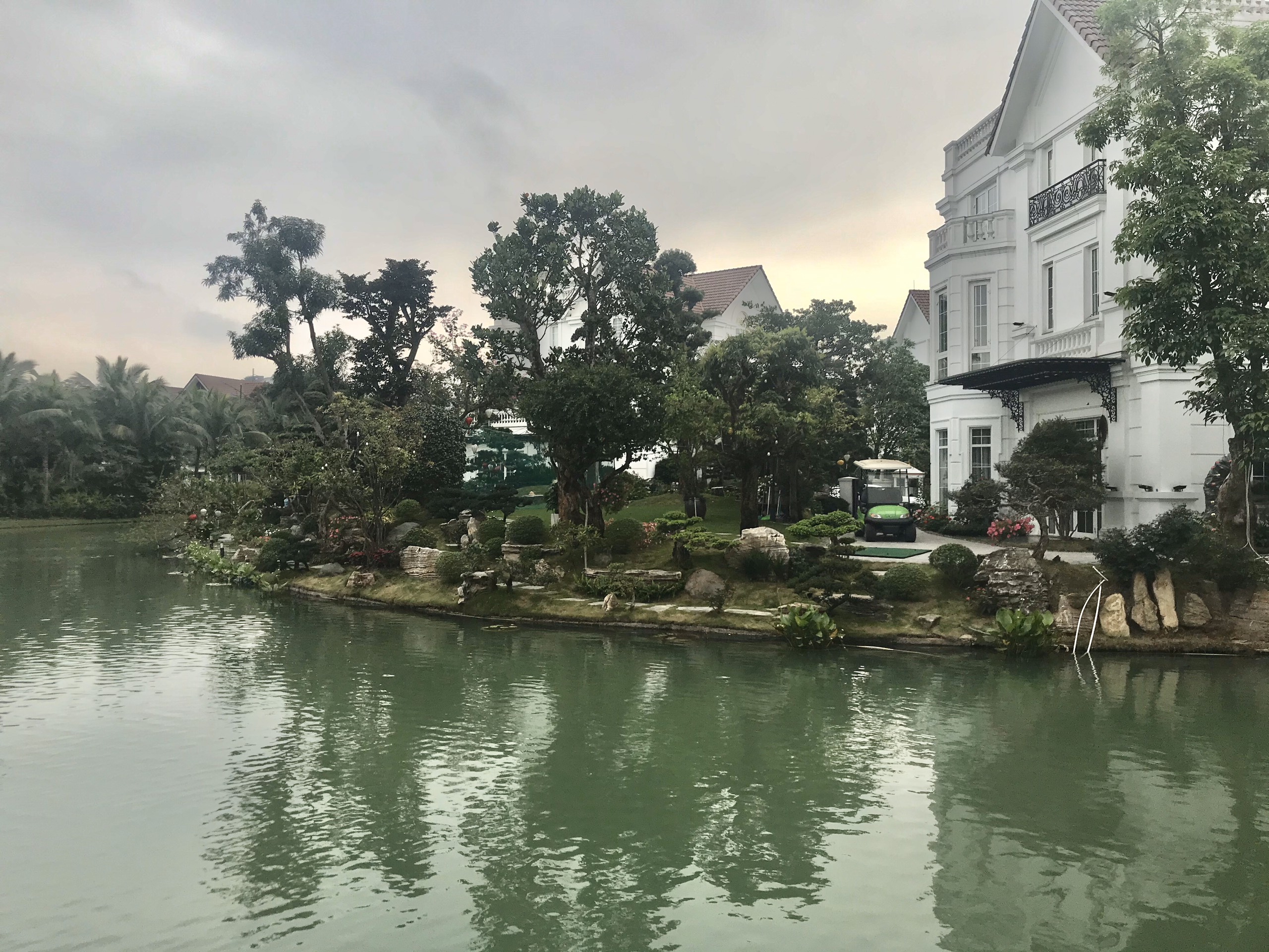 Vinhomes Riverside/villas for rent in Bang Lang, Long Bien district 9