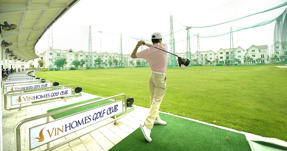 Vinhomes-Golf-Club-at-Vinhomes-Riverside-Hanoi