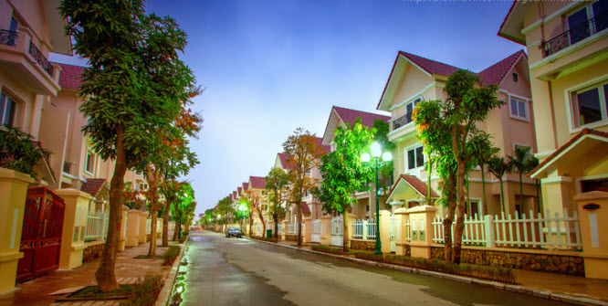 Flamboyant villas in Vinhomes Riverside